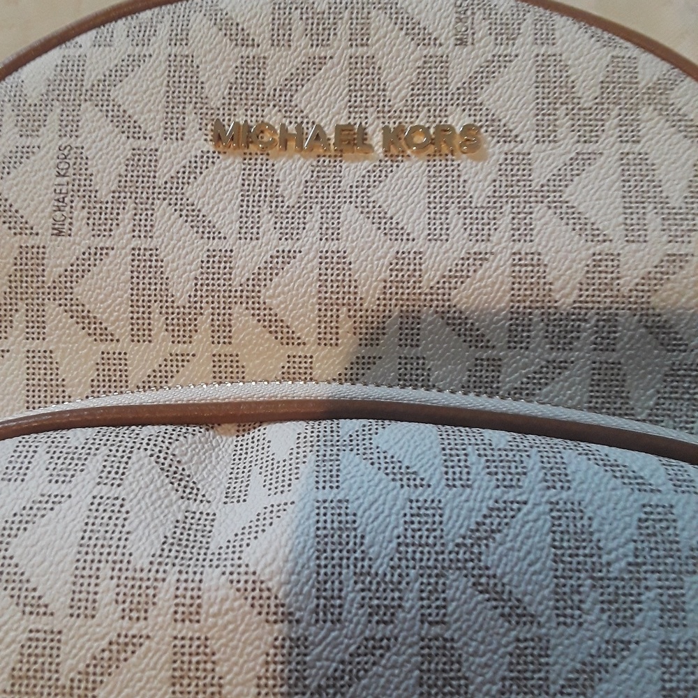 Micheal  Kors back pack